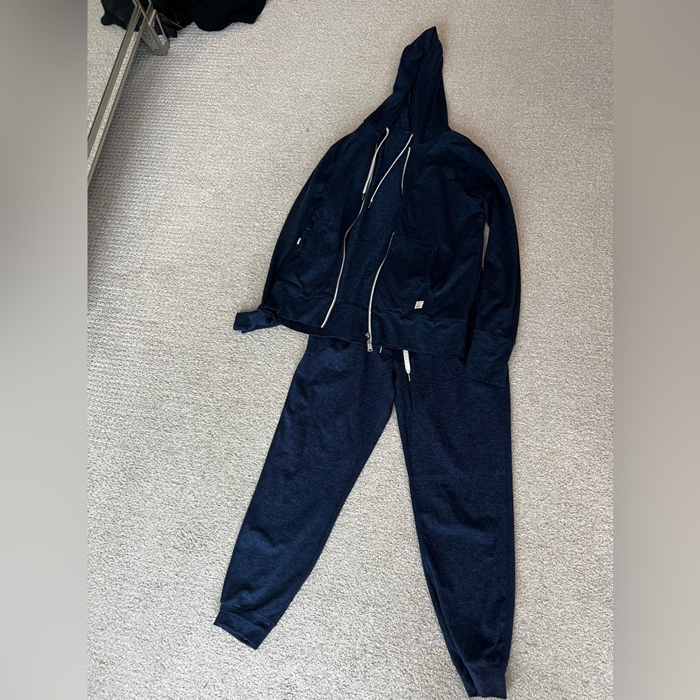 Size small Vuori